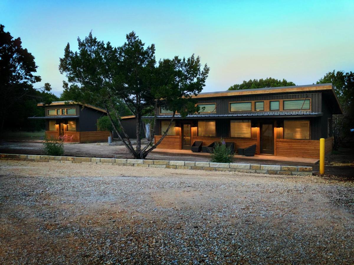 Green Acres Cottages - Wimberley Suite Exterior photo